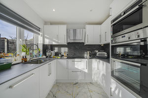 Kitchen- click for photo gallery